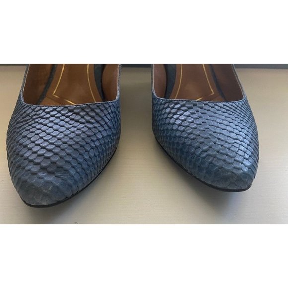 Vionic Blue Classic Heels - Picture 5 of 9